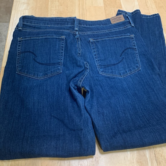 Levi Strauss midrise slim cotton/polyester/elastane denim W30,L30 straight leg. - Picture 13 of 13